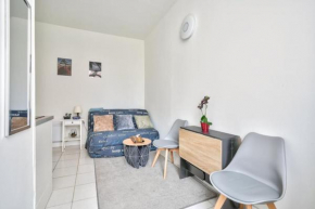Magnificent studio near Paris